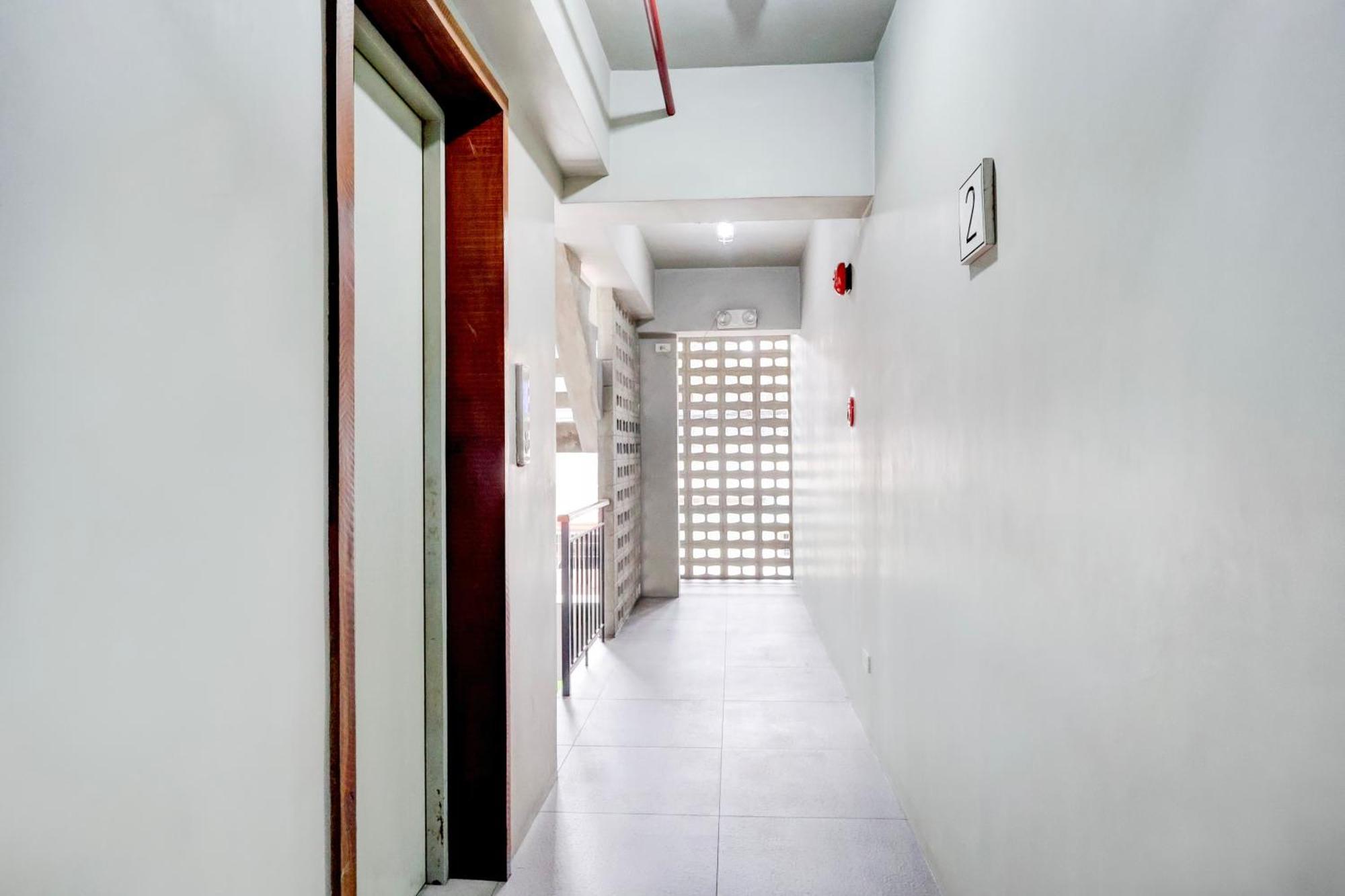סן פדרו מקאטי Collection O Brblock Boutique & Residences, Santa Cruz Olympia, Makati מראה חיצוני תמונה